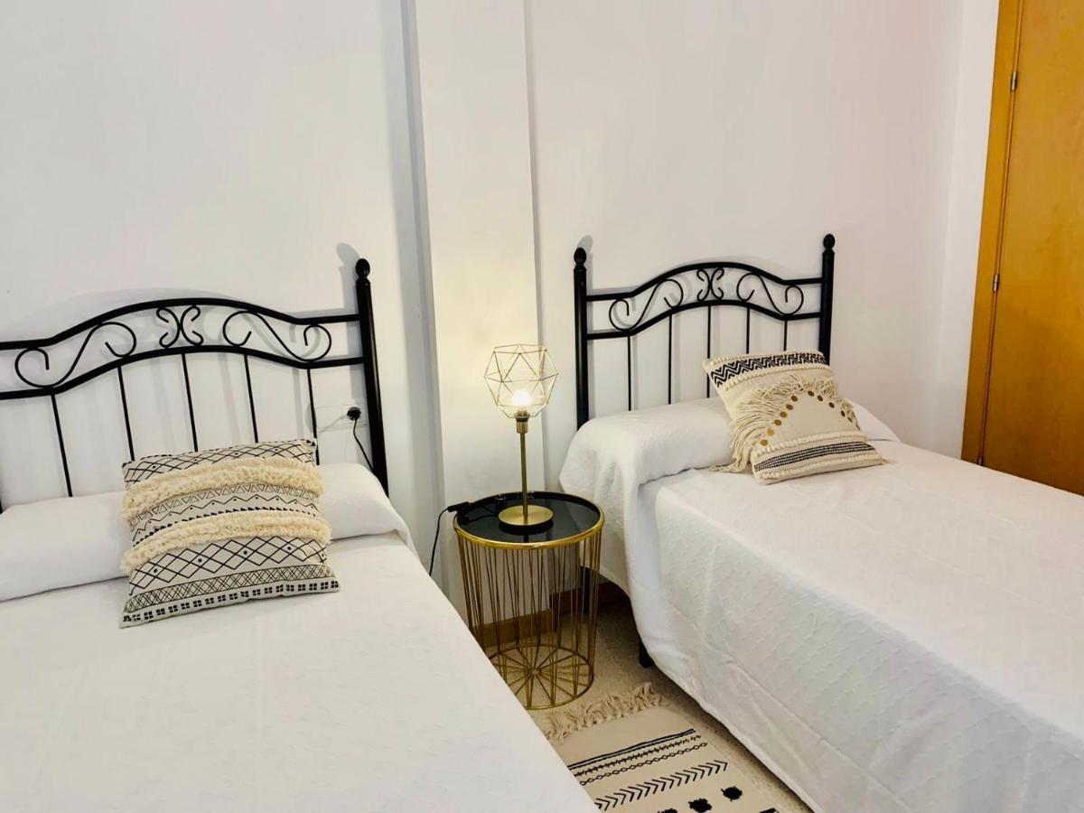 La Gaviota & Parking Privado Grupo Ac Gestion Apartment Cadiz Luaran gambar